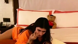 Paki Hoe Mia Khalifa Comes back to Porno